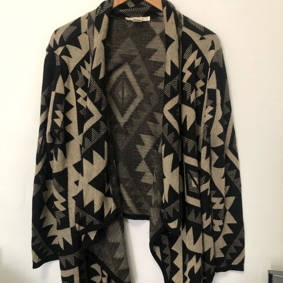 Aztec Waterfall Wrap - Picture 3 of 5